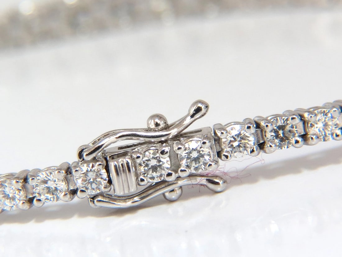 4.26ct natural diamonds graduated tennis bracelet 18kt gold F/G Vs** - 2
