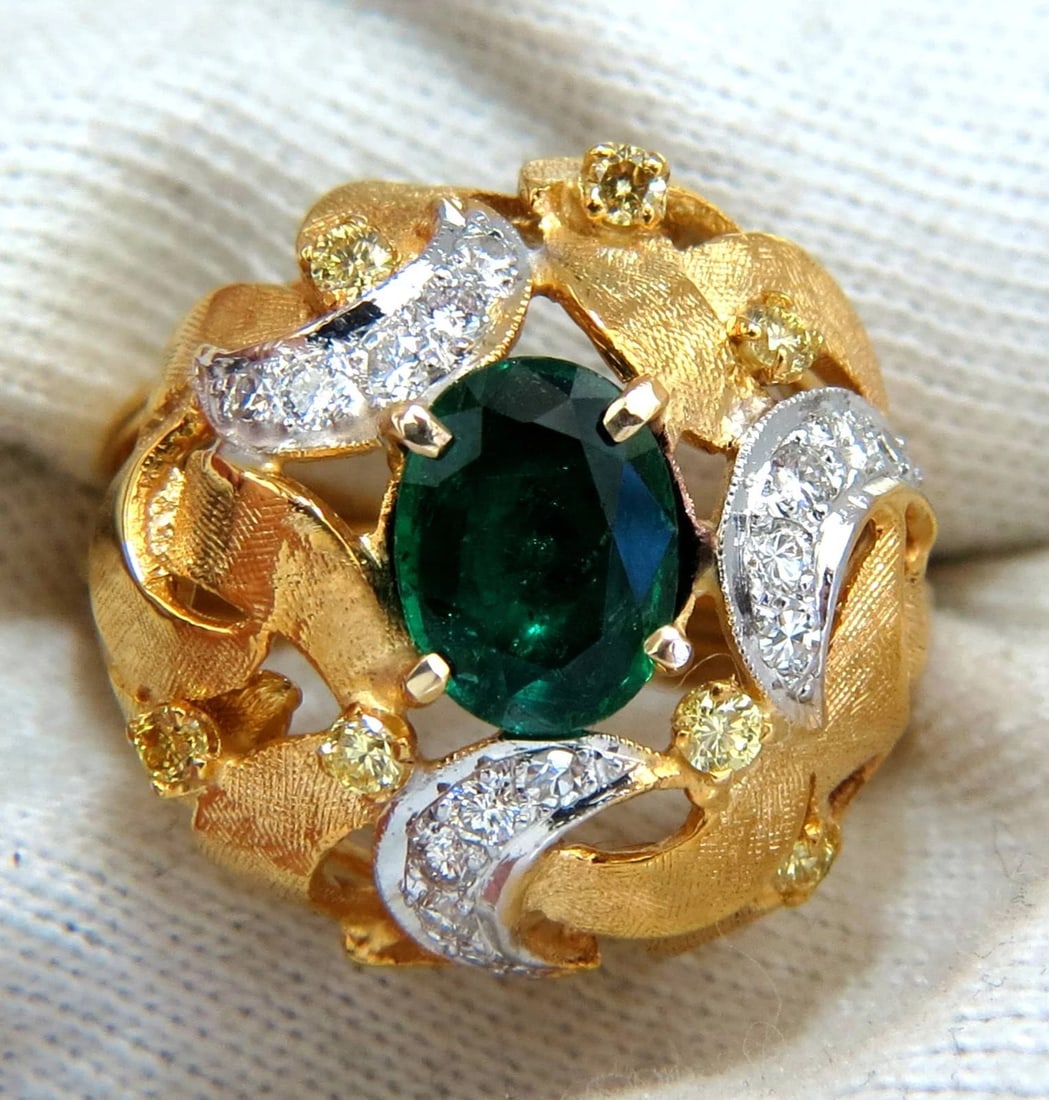 2.08ct Natural Oval Emerald diamond ring 14kt Florentine Dome** - 4