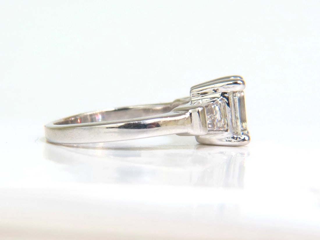 GIA CERTIFIED 1.06CT BRILLIANT EMERALD CUT NATURAL DIAMOND RING J/VVS2 ** - 5