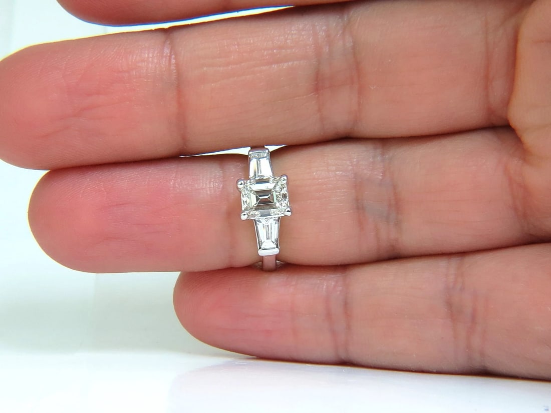 GIA CERTIFIED 1.06CT BRILLIANT EMERALD CUT NATURAL DIAMOND RING J/VVS2 ** - 8