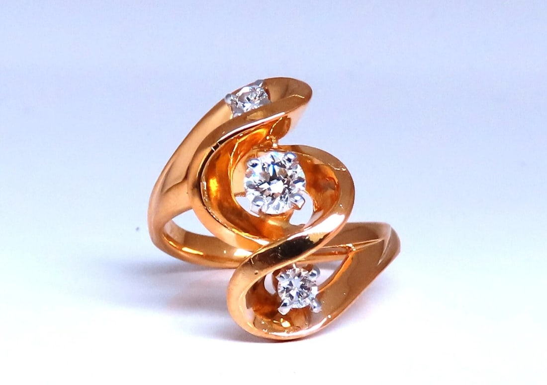 Unique Three Dimensional .45ct Natural Diamonds Curling Motif Ring 14kt**: Title: Unique Three Dimensional .45ct Natural Diamonds Curling Motif Ring 14kt** Description: .45ct ttw Natural round Cut Diamond Ring (center .25ct & Sides: .20ct) vs-2 clarity G color. 14kt yellow