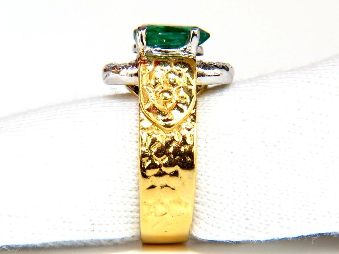 18KT GOLD 1.90CT NATURAL EMERALD DIAMOND RING HAMMERED DECO** - 2