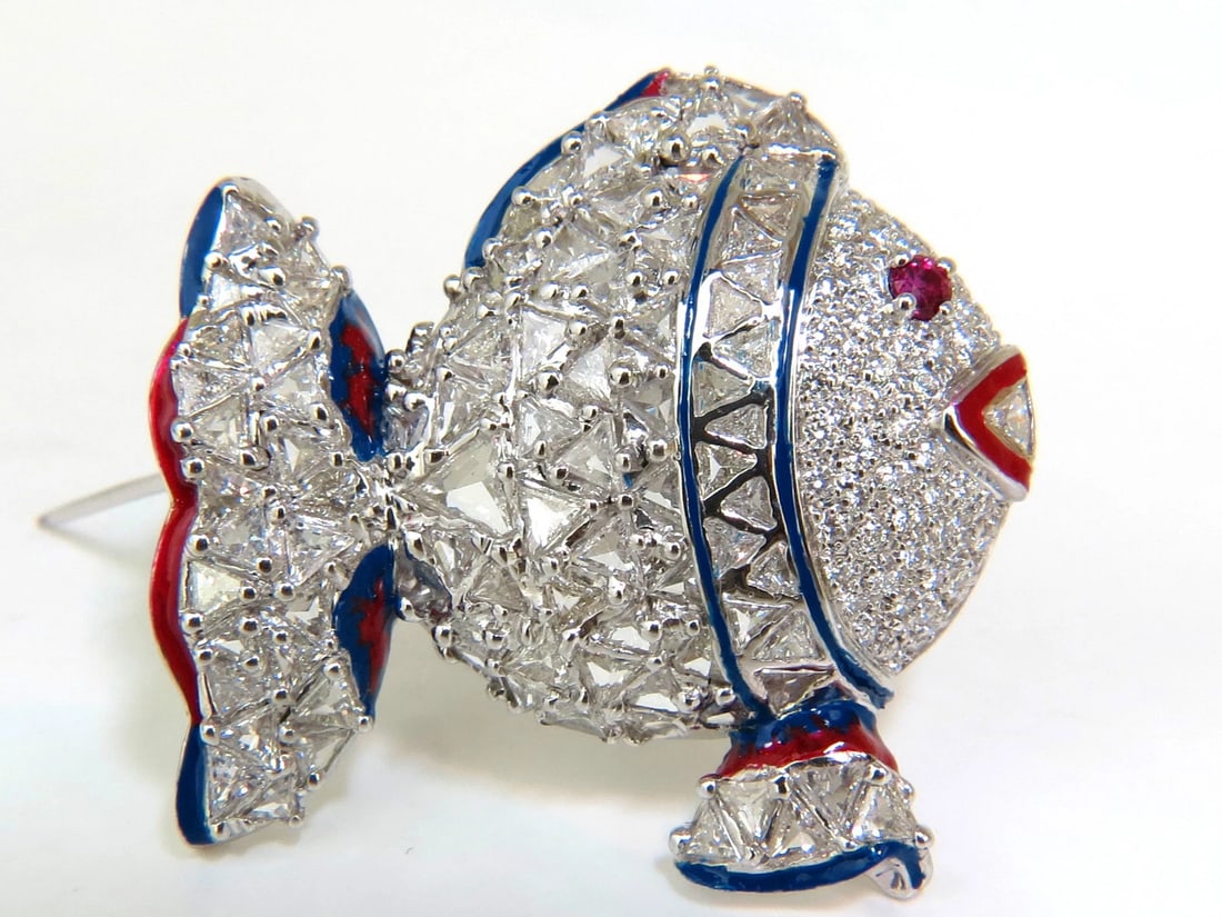 18KT 5.00CT 3D FISH TRIANGLE & ROUND DIAMONDS PENDANT PIN** - 3