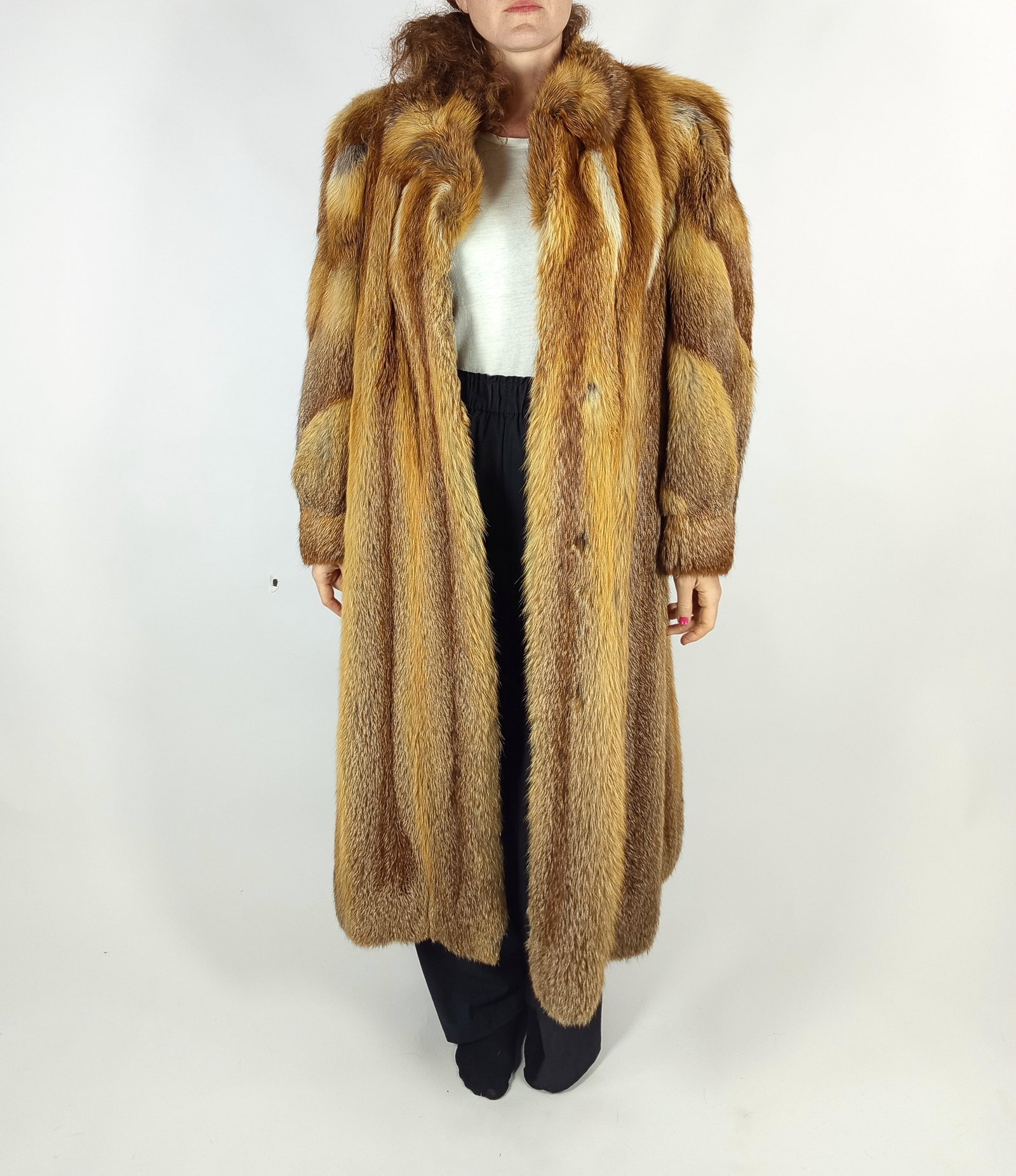 LONG RED FOX FUR COAT EU: XL ; US: 20 - 2
