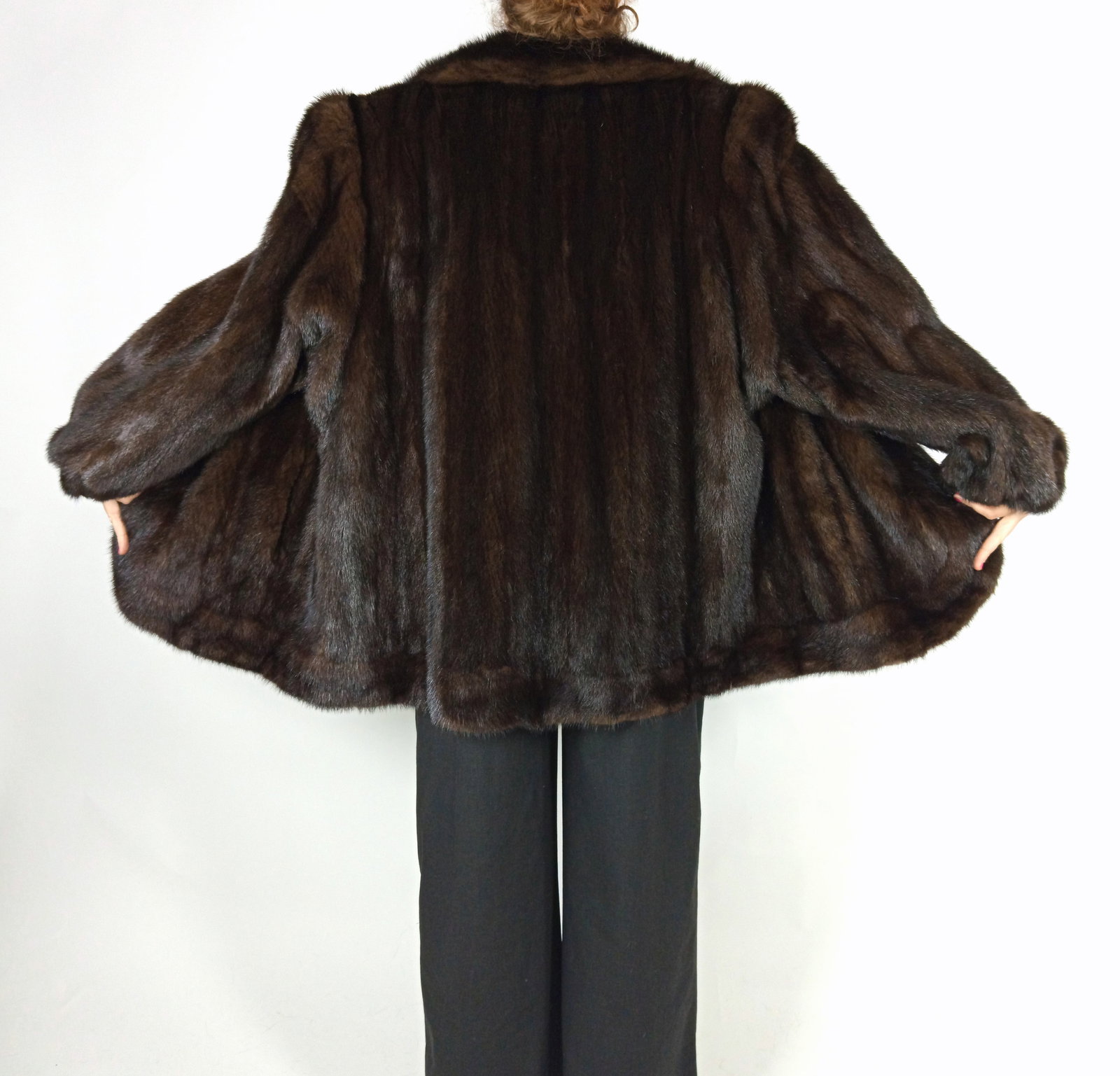 FLUFFY BROWN MINK FUR JACKET EU: XXL ; US: 24 - 7