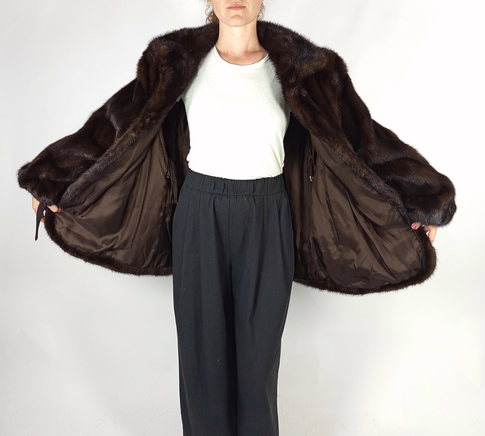 FLUFFY BROWN MINK FUR JACKET EU: XXL ; US: 24 - 9