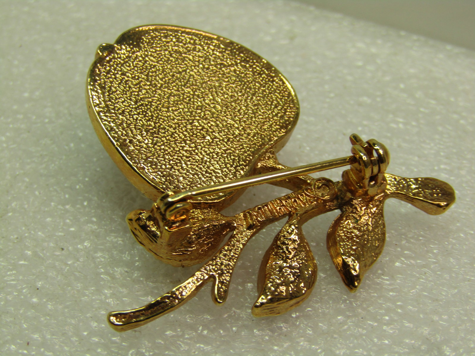 Vintage Frosted Glass Apple Brooch, Sarah Coventry, 1960's-1970's - 6
