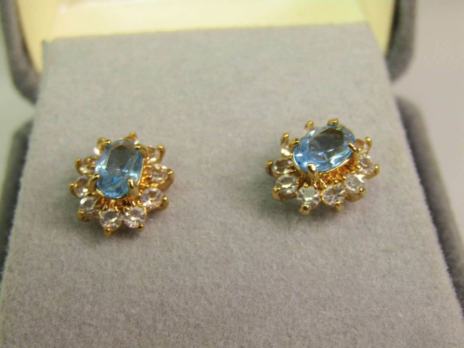 Aqua Blue & Clear Halo Earrings, Pierced Studs, 1980's-1990's - 3