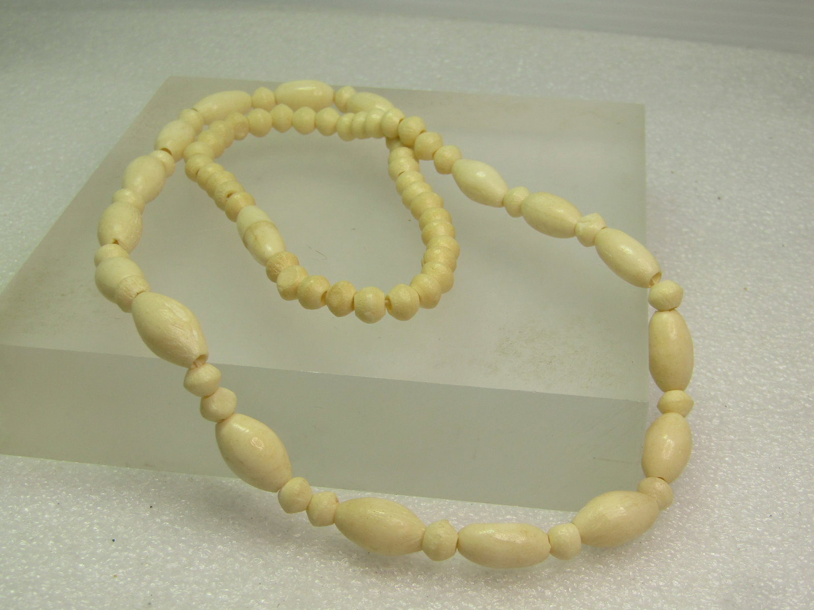 Vintage Bone Beaded Necklace, 20", 1970's-1980's - 4