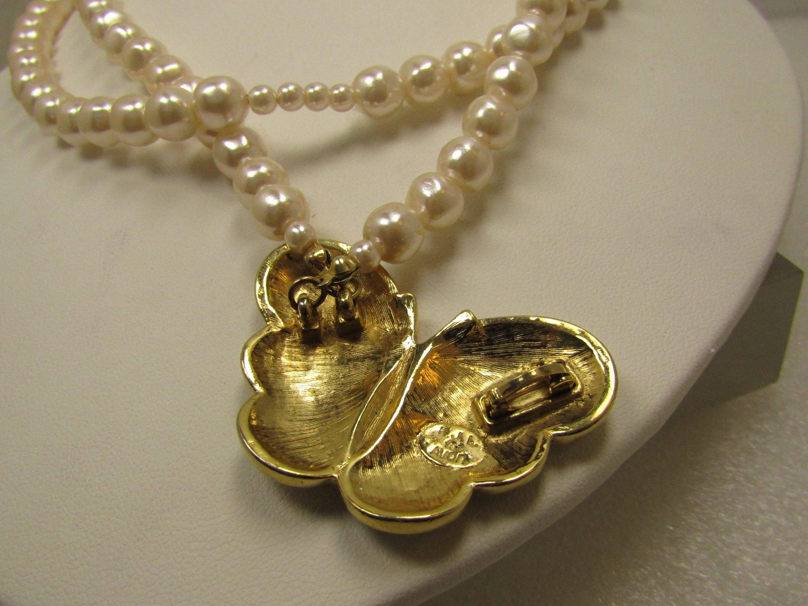 Vintage KJL Enameled Butterfly Pearl Necklace, for Avon, 34", 1980's-1990's - 3