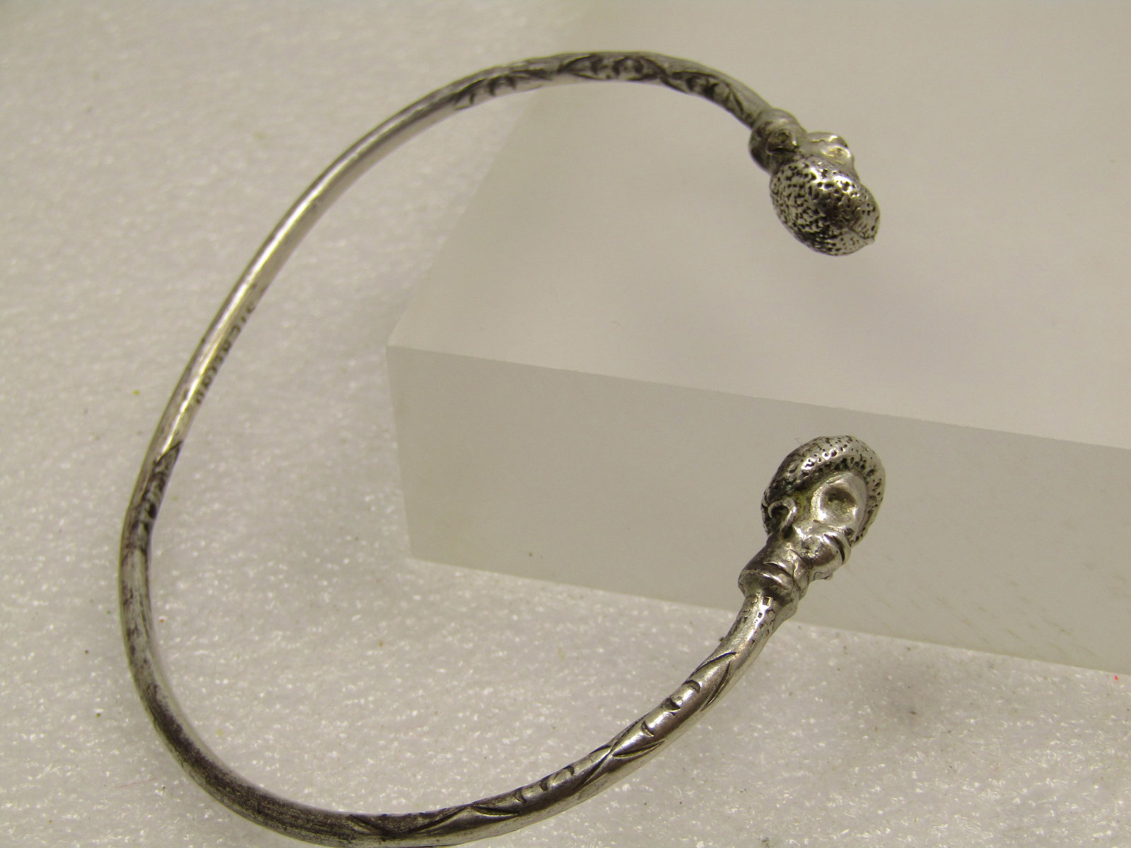 Vintage Sterling Native Trinidad Headed Bangle Bracelet, 8.25", 1960's-1970's - 5