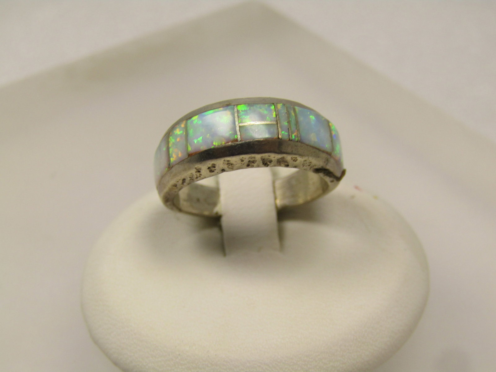 Vintage Sterling Created Opal Ring, Inlaid, Sz. 6.25, 1980's-1990's: Vintage Sterling Created Opal Ring, Inlaid, Sz. 6.25, 1980's-1990's/ This tests as sterling with a weight of appx. 3.64 grams. It is appx. 7mm down the finger and crosses over the top of the finger