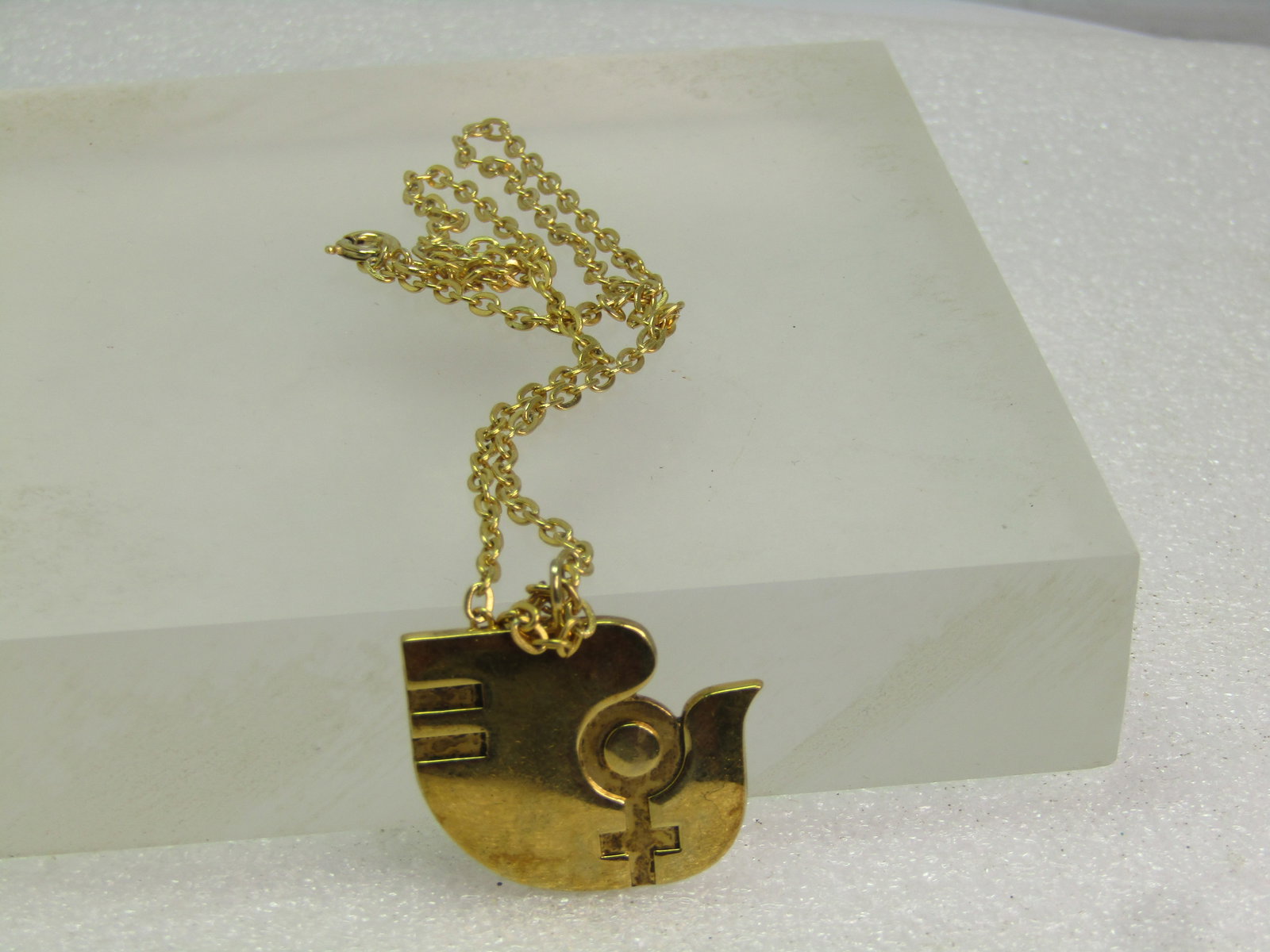 Vintage Sterling Vermeil 1975 U.N. Equality N.O.W. Women's Dove Necklace, 17" - 5