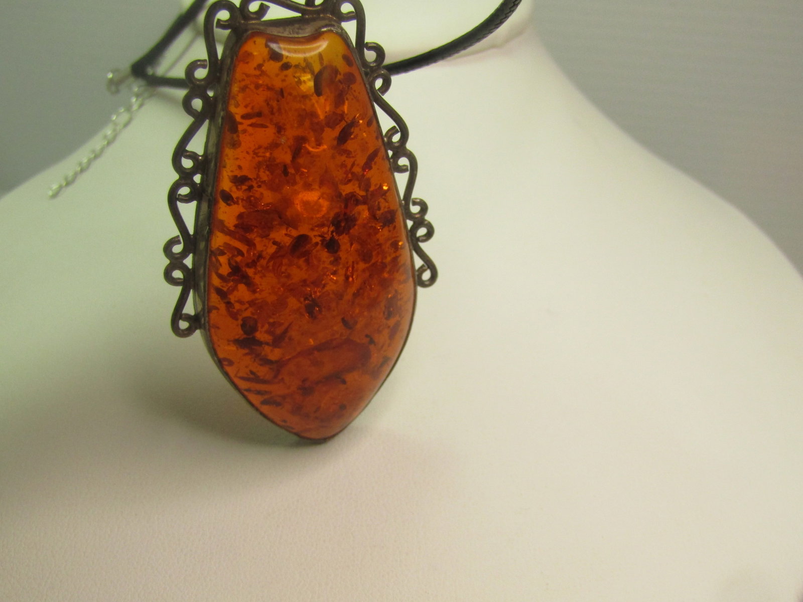 Vintage Sterling Baltic Amber Pendant/Necklace, 26", 1970's-1980's - 6