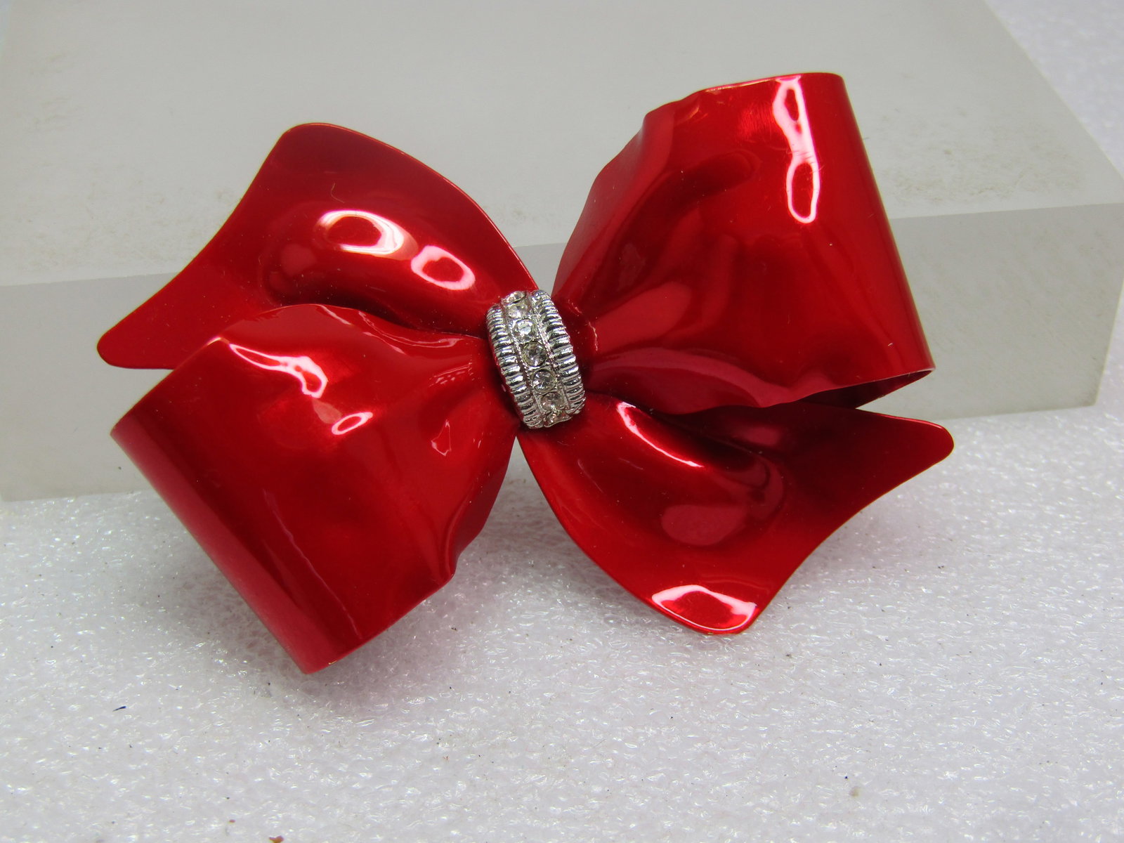 Vintage Red Enameled Bow Brooch, Clear Rhinestones, 1980's - 3
