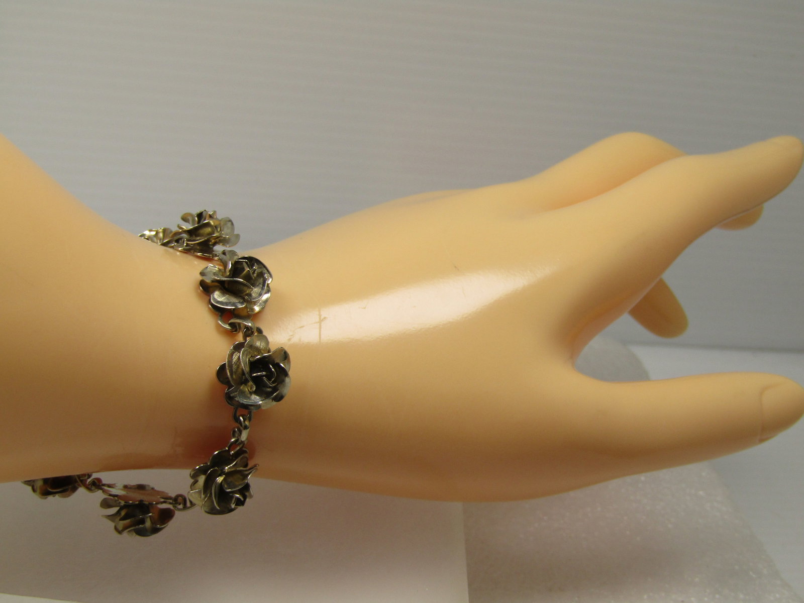 Vintage Rose Blossom Bracelet, Silver Tone, 7", 1960's-1970's - 6