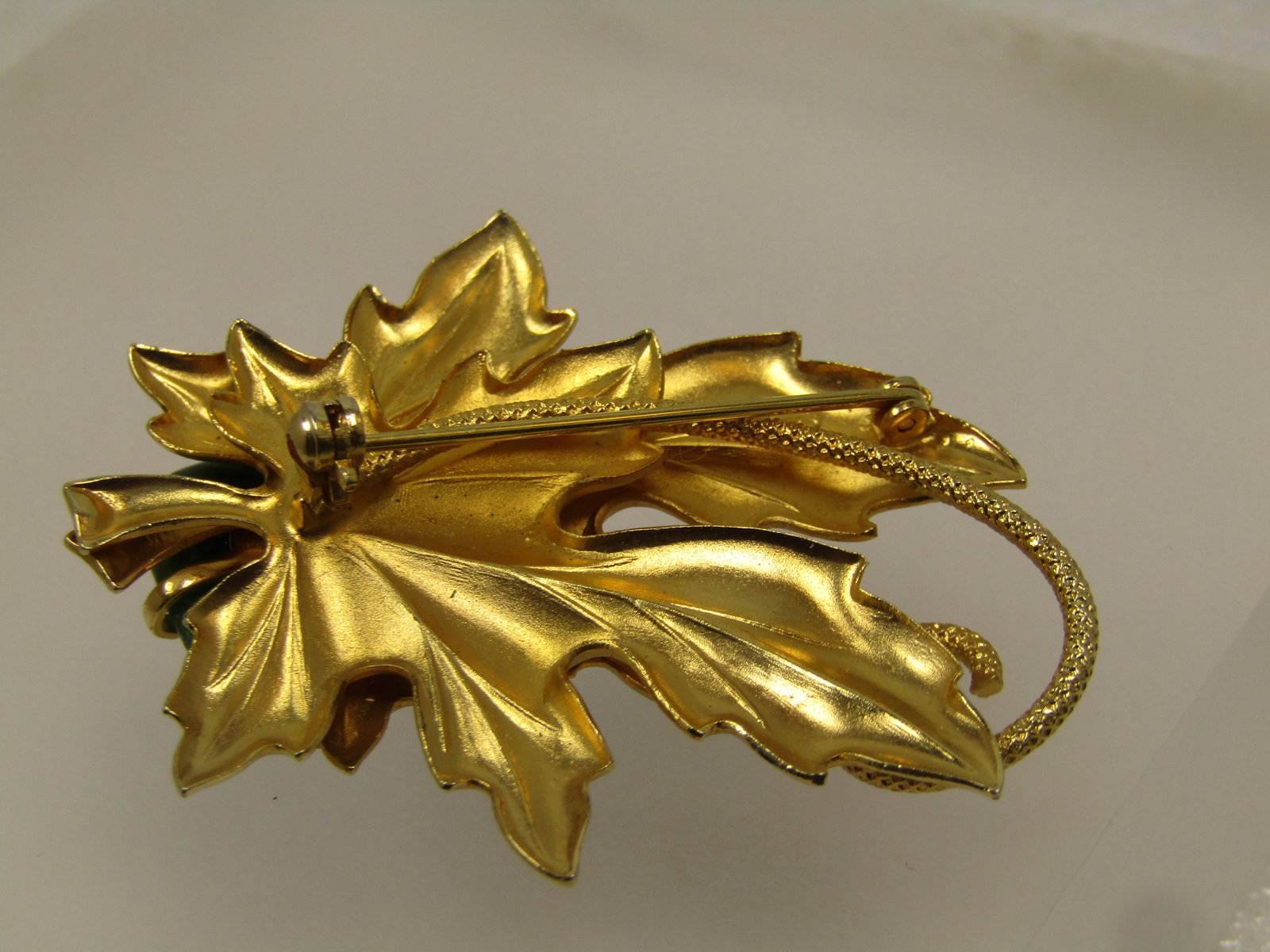 Vintage Green Agate Faux Pearl Leaf Brooch, 1960's-1970's - 6
