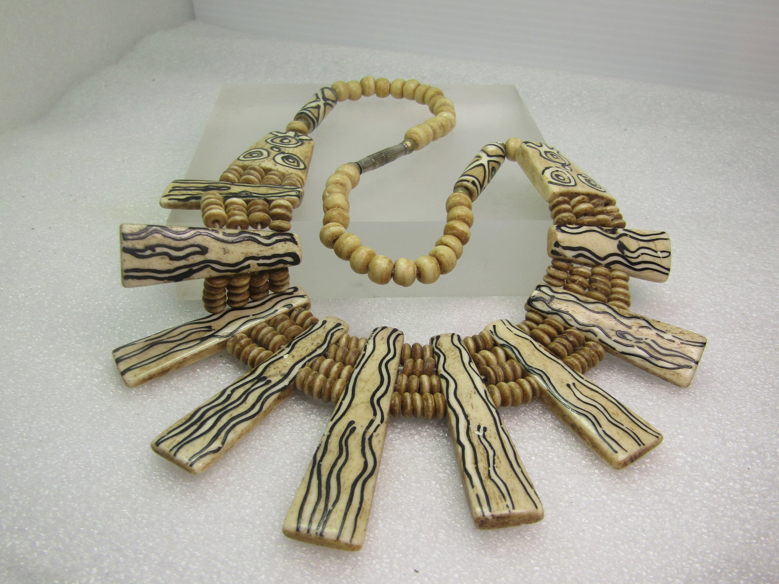 Vintage Painted Bone Beaded Necklace, Tribal, 18", 1970's-1980's - 6