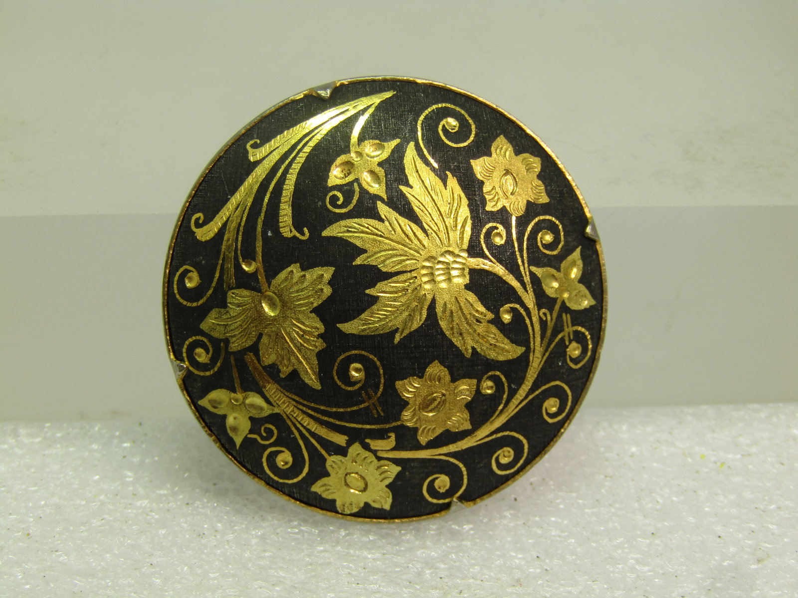 Vintage Damascene Domed Leaf Brooch, Trombone Clasp, 1940's-1960's - 3