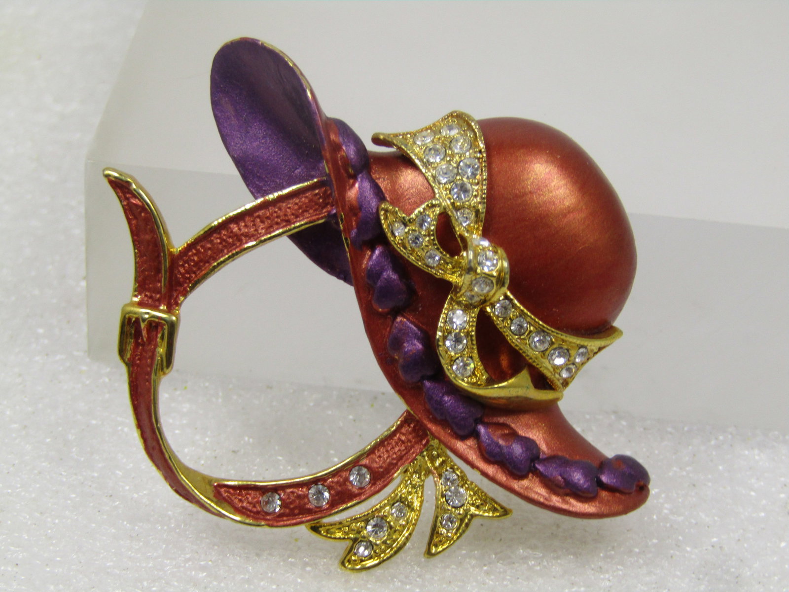 Vintage Enameled Red Hat Brooch, Purple & Rhinestone Accents, 1990's - 5