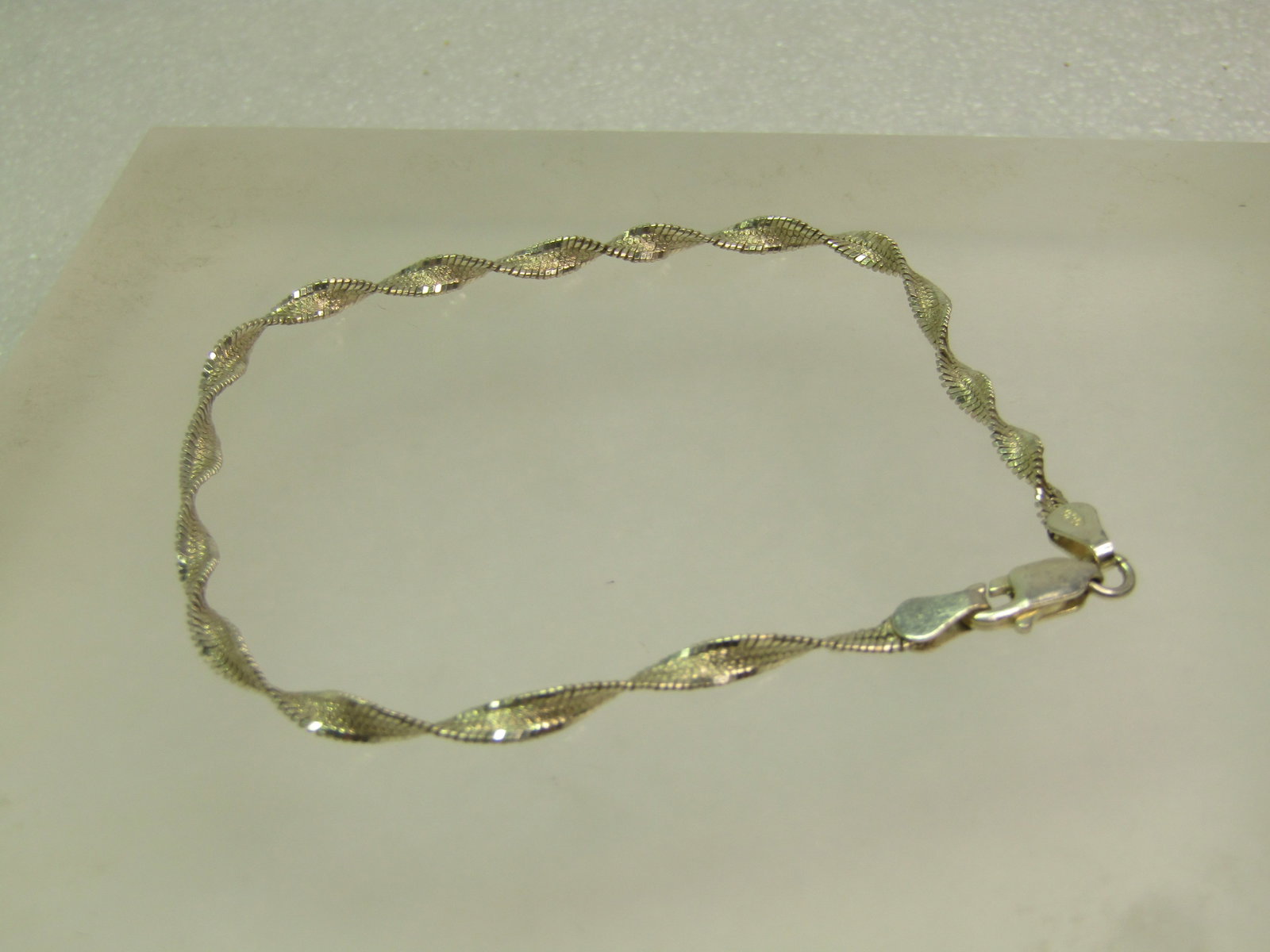 Vintage Sterling Twisted Herringbone Bracelet, 7.75", Unisex, 1980's-1990's (1 of 6)