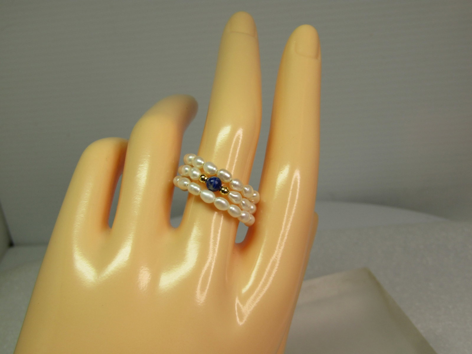 Triple Coiled Freshwater Pearl Ring, Sodalite/Gold Beads, Adjustsable, 1980's-1990's - 4