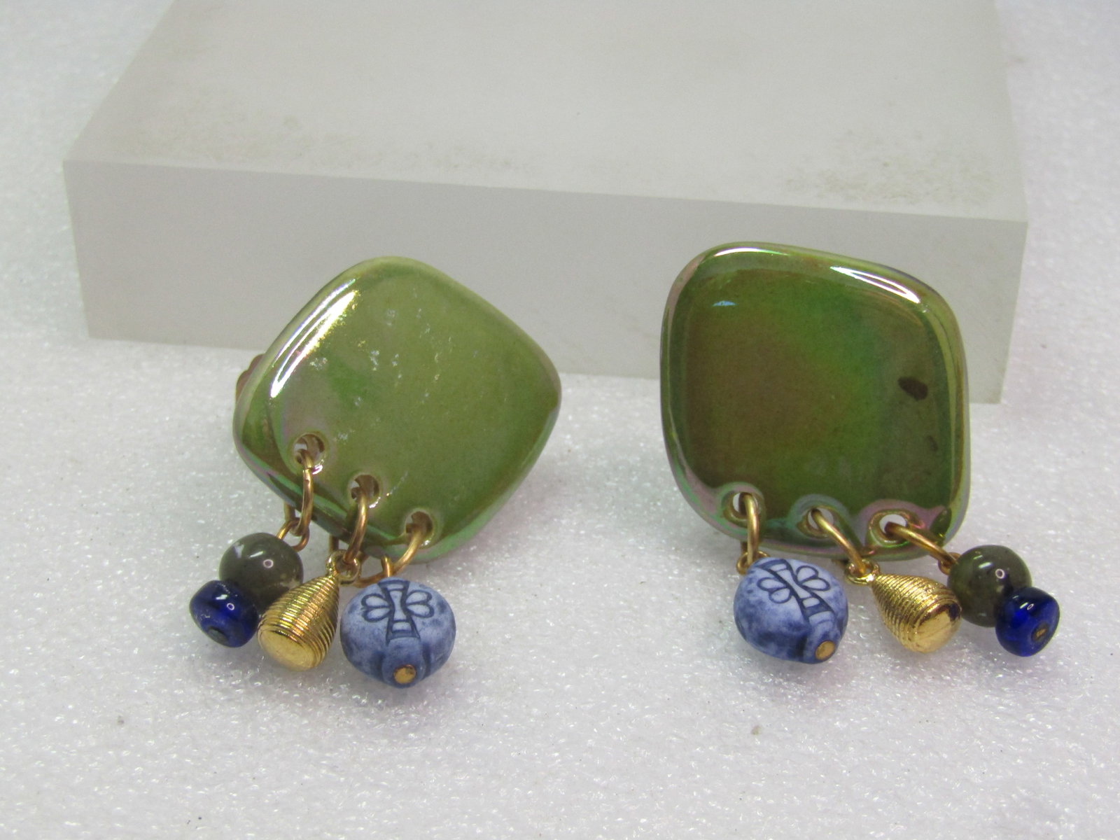Vintage DonCaster Ceramic Dangling Earrings, Clip, on Card., 1990's - 5