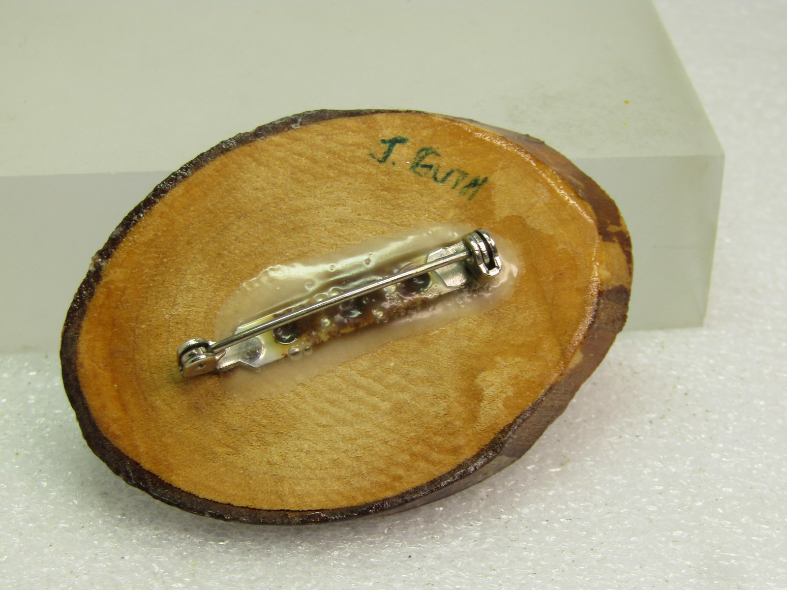 Vintage Amber Guilloche Blossom Brooch, 1950's-1960's. - 4
