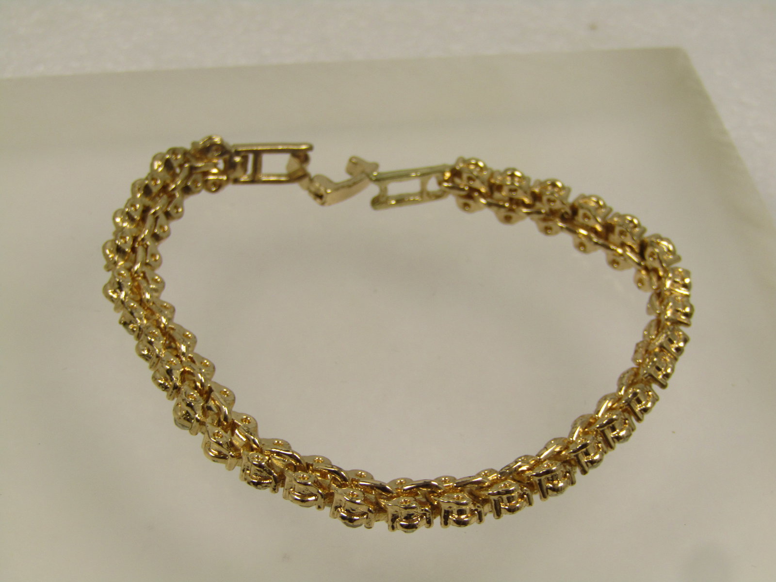 Gold Tone Rhinestone V Link Tennis Bracelet, 6.75", 1990's - 4