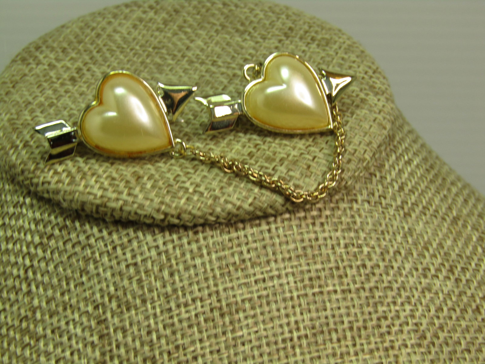 Vintage Faux Pearl Heart With Arrow Scatter Pins, Chained, 1950's-1960's - 2