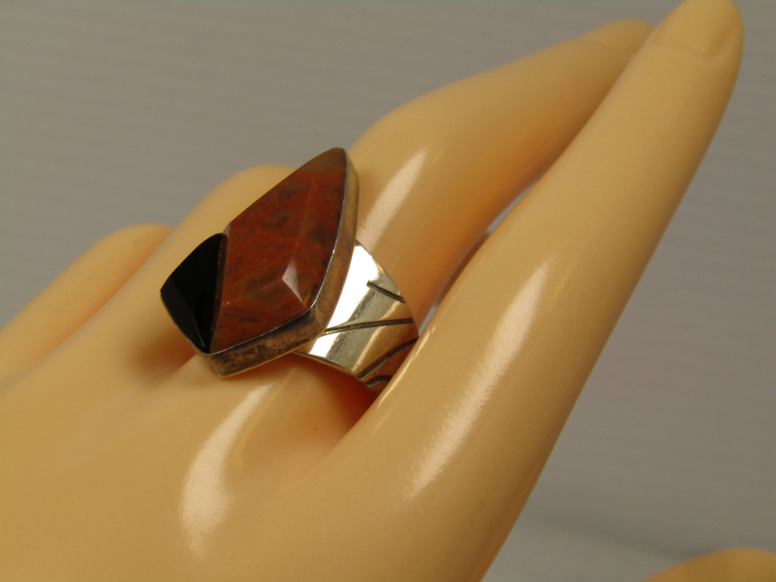 Vintage Jay King Red Agate & Onyx Ring, Signed, Sz. 9.25, Unisex, 2000's - 7
