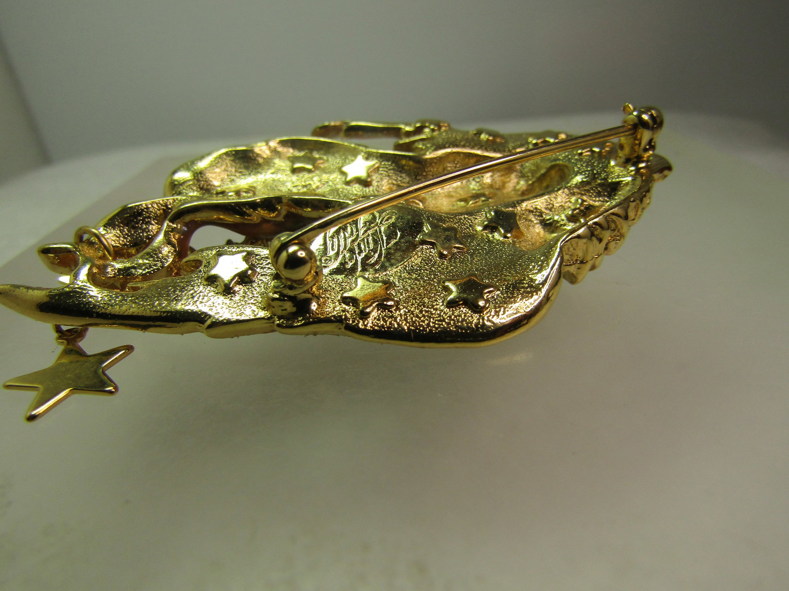 Enameled/Glittered Angel and Cherub Brooch, Dangling Stars, Signed Kirk's Folly, 1990's - 5