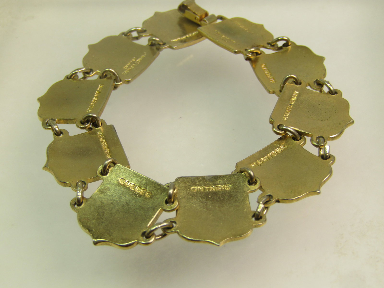 Vintage Enameled Flags of Canada Bracelet, 7.25", 1960's-1980's - 6
