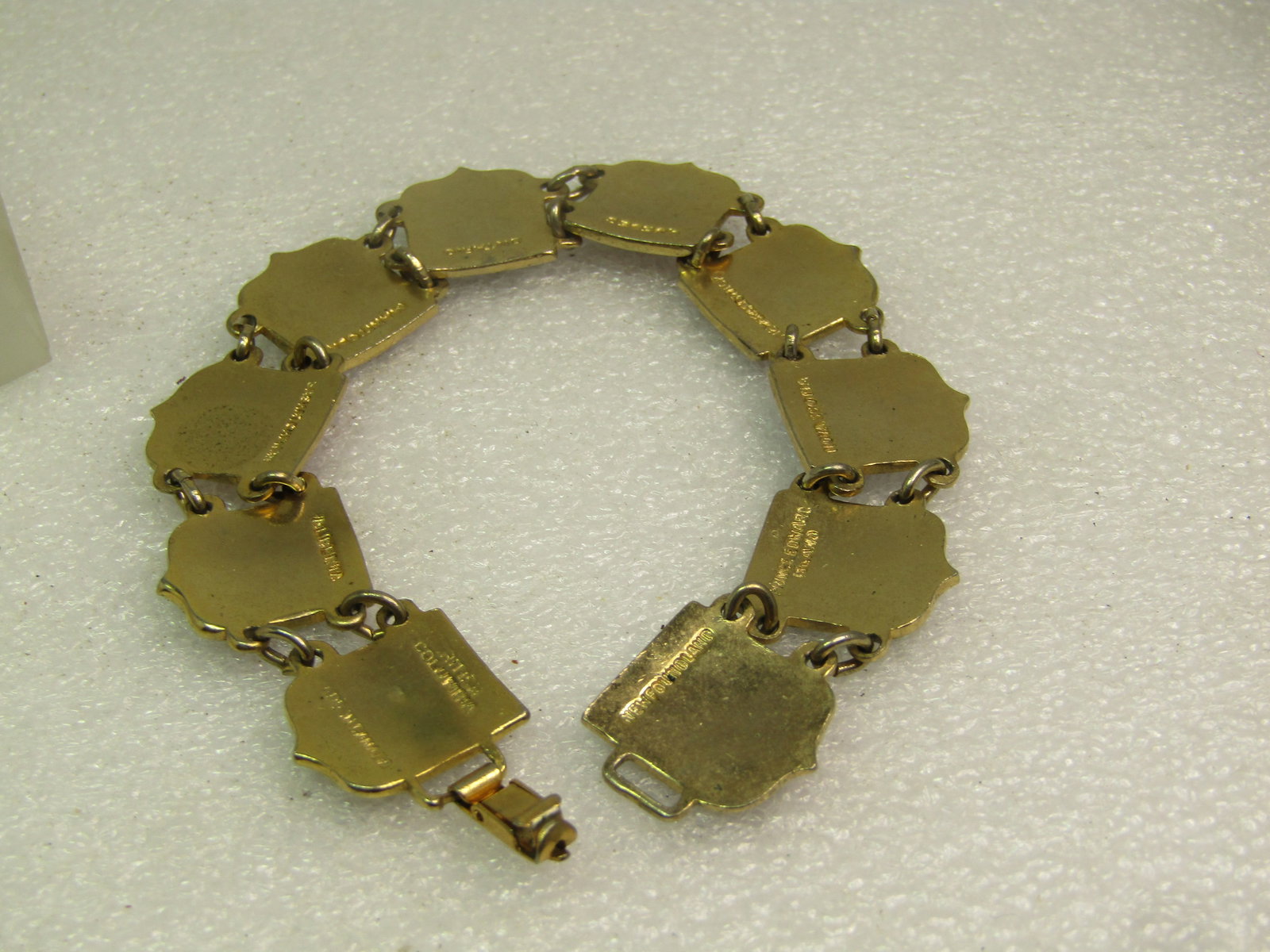 Vintage Enameled Flags of Canada Bracelet, 7.25", 1960's-1980's - 8