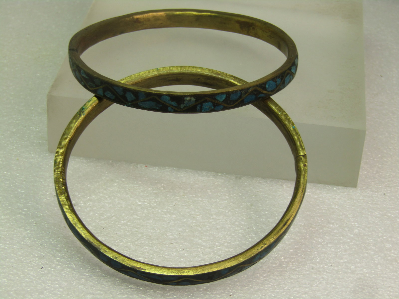 Vintage Pair Brass Inlaid Turquoise Chip Bangle Bracelets, 8.75", 1960's - 7