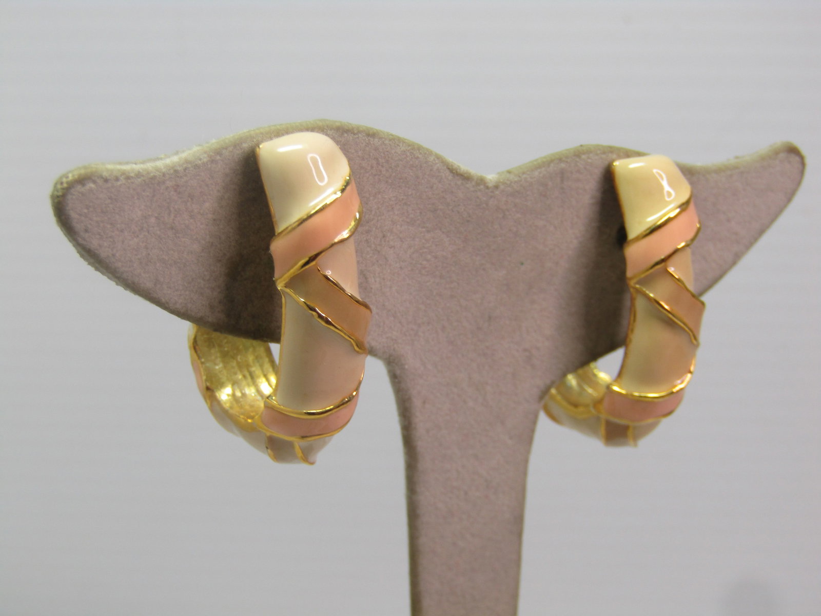 Vintage Enameled Pink/Tan/Cream 1.25" Hoop Earrings, Pierced, Patchington, on Card, 1980's - 2