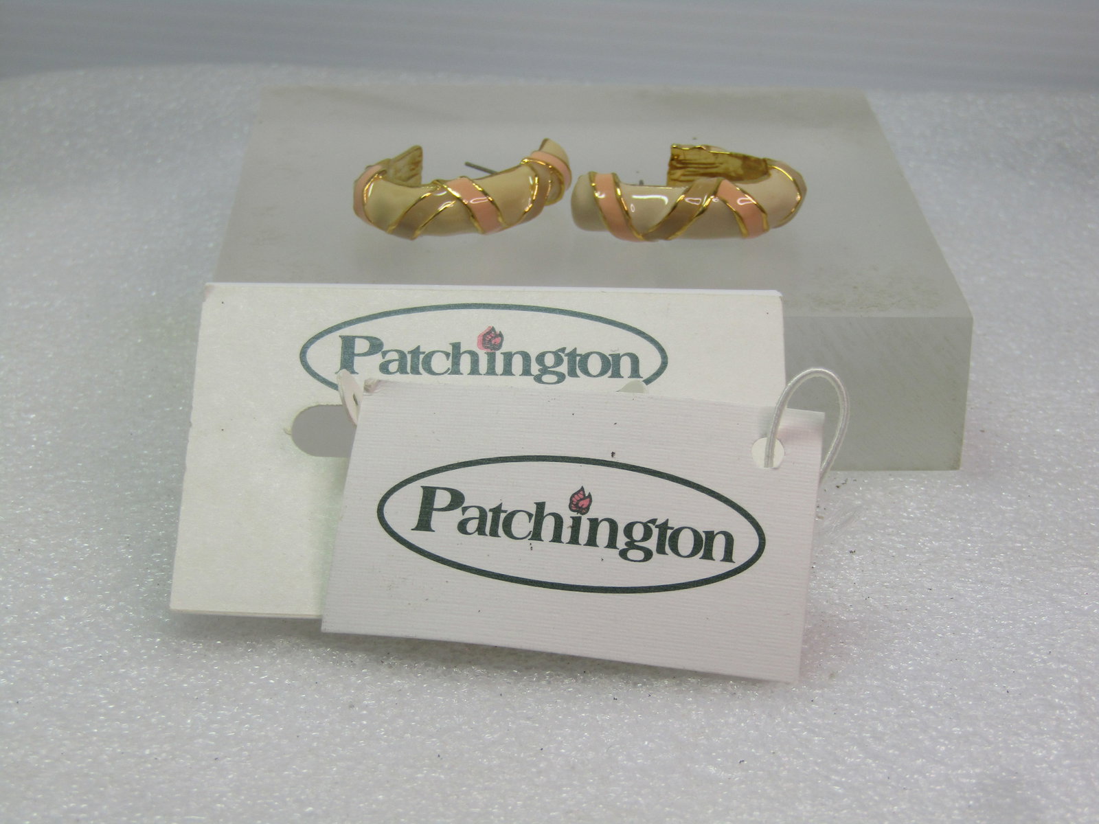 Vintage Enameled Pink/Tan/Cream 1.25" Hoop Earrings, Pierced, Patchington, on Card, 1980's - 4
