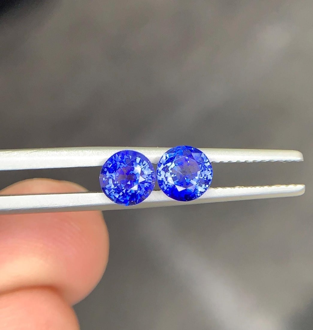 Natural Blue Sapphire Pair , Round Cut Sapphire Ringstone For Jewellery Making , Earrings , 1.764 CT - 2