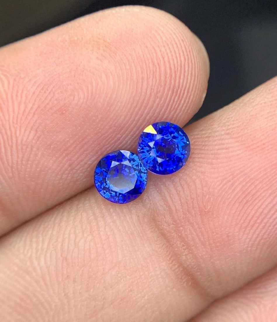 Natural Blue Sapphire Pair , Round Cut Sapphire Ringstone For Jewellery Making , Earrings , 1.764 CT - 3