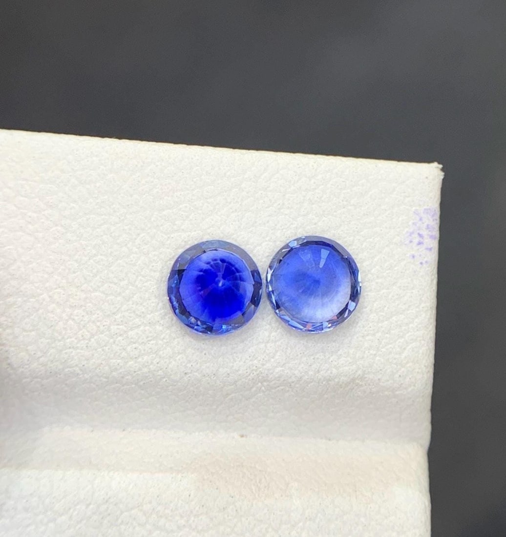 Natural Blue Sapphire Pair , Round Cut Sapphire Ringstone For Jewellery Making , Earrings , 1.764 CT - 5