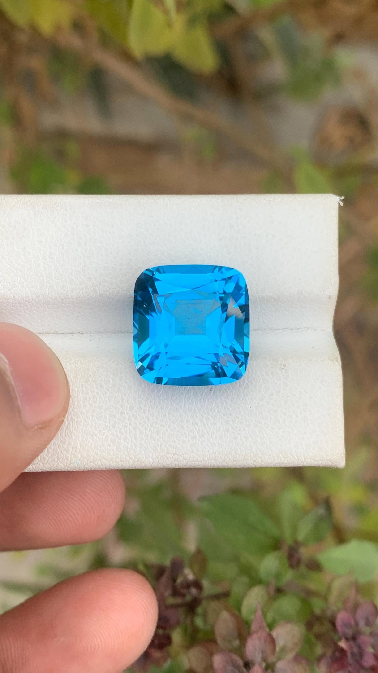 Electric Blue Topaz Cushion Cut Loose Gemstone For Ring And Jewellery - 14.45 Carat - 5