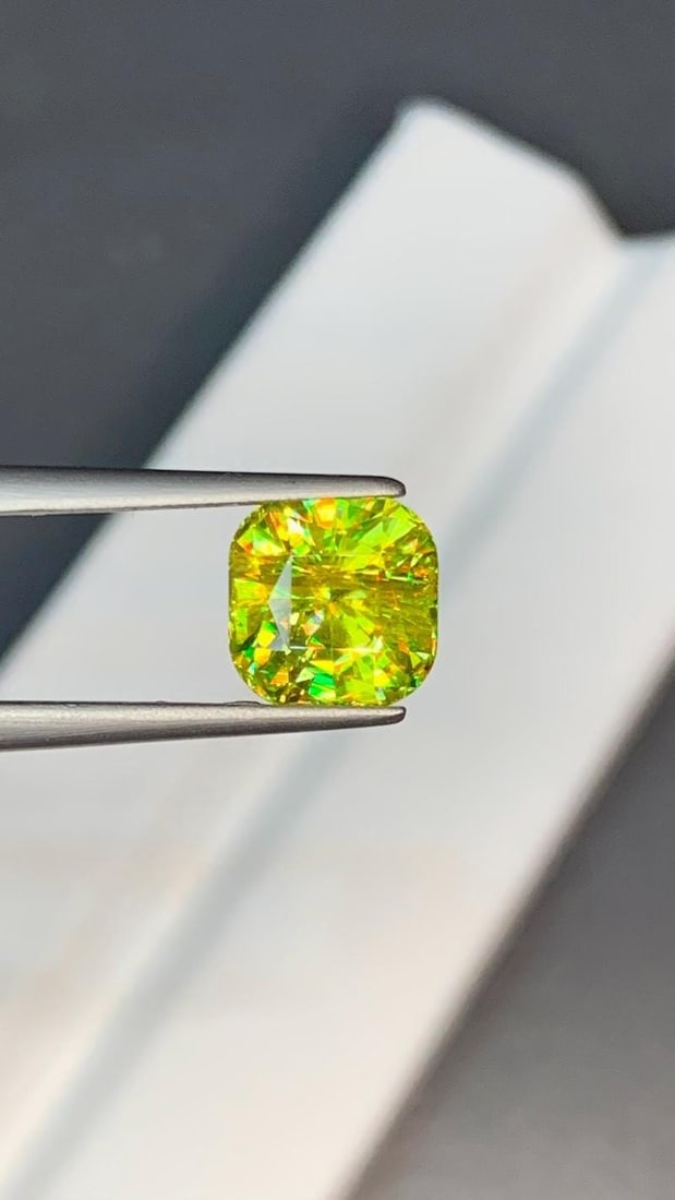 Yellow Green Sparkling Fire Titanite Sphene Gemstone - 2.75 Carat - 2