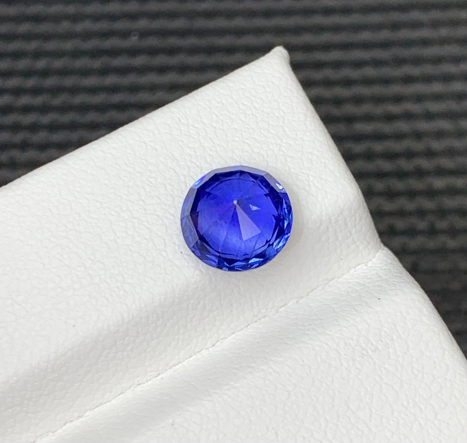 Normal Heat Sapphire Royal Blue Color Gemstone From Sri Lankan - 2.350 Carat - 11