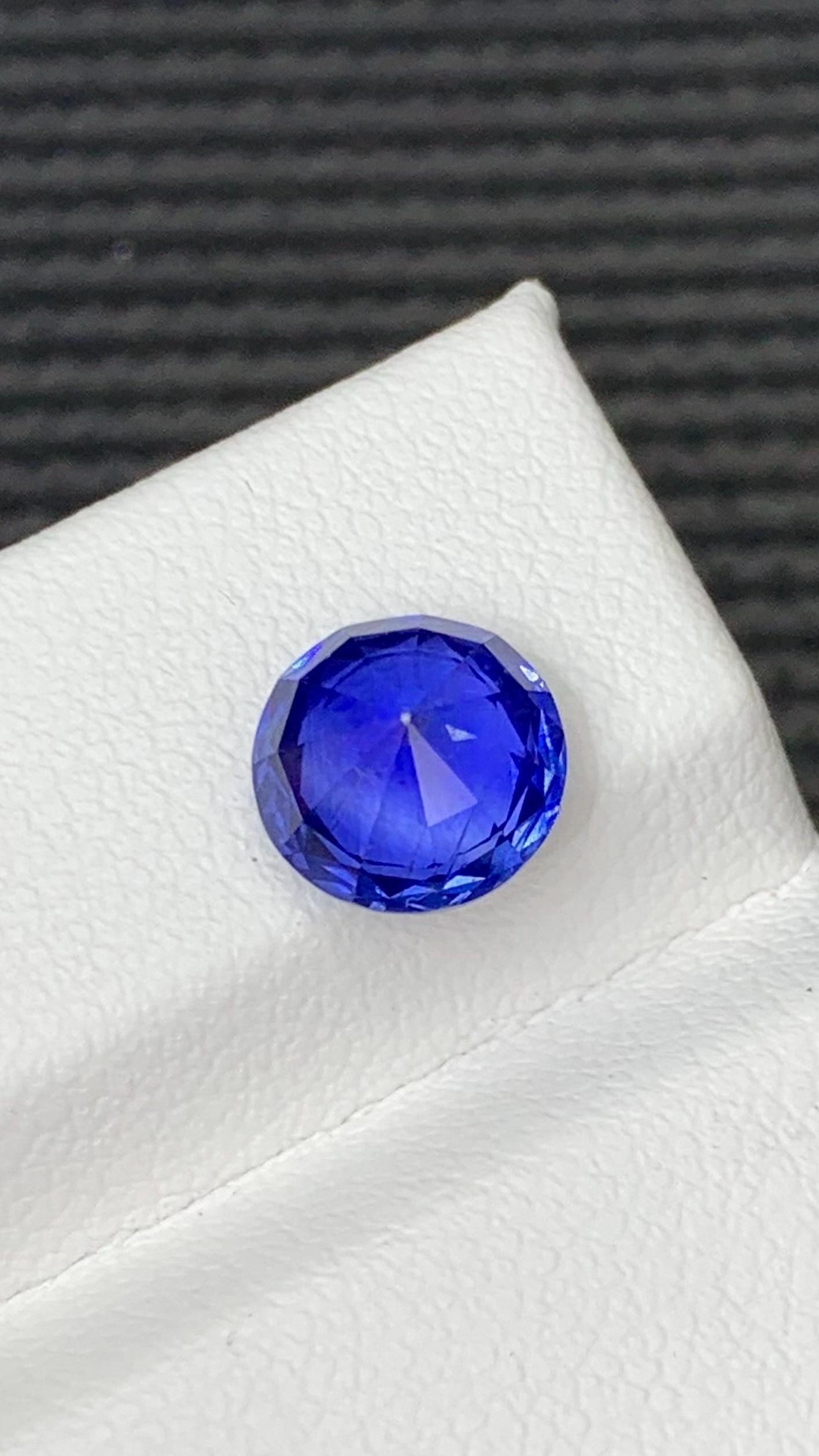 Normal Heat Sapphire Royal Blue Color Gemstone From Sri Lankan - 2.350 Carat: Highlights Supplies for making crafts Materials: Gemstone: Sapphire Carat weight: 2.350 Sapphire Details: * Weight : 2.350 Carat * Dimensions : 7.7*7.7*4.8 mm * Shape : Fancy Round Cut * Color :