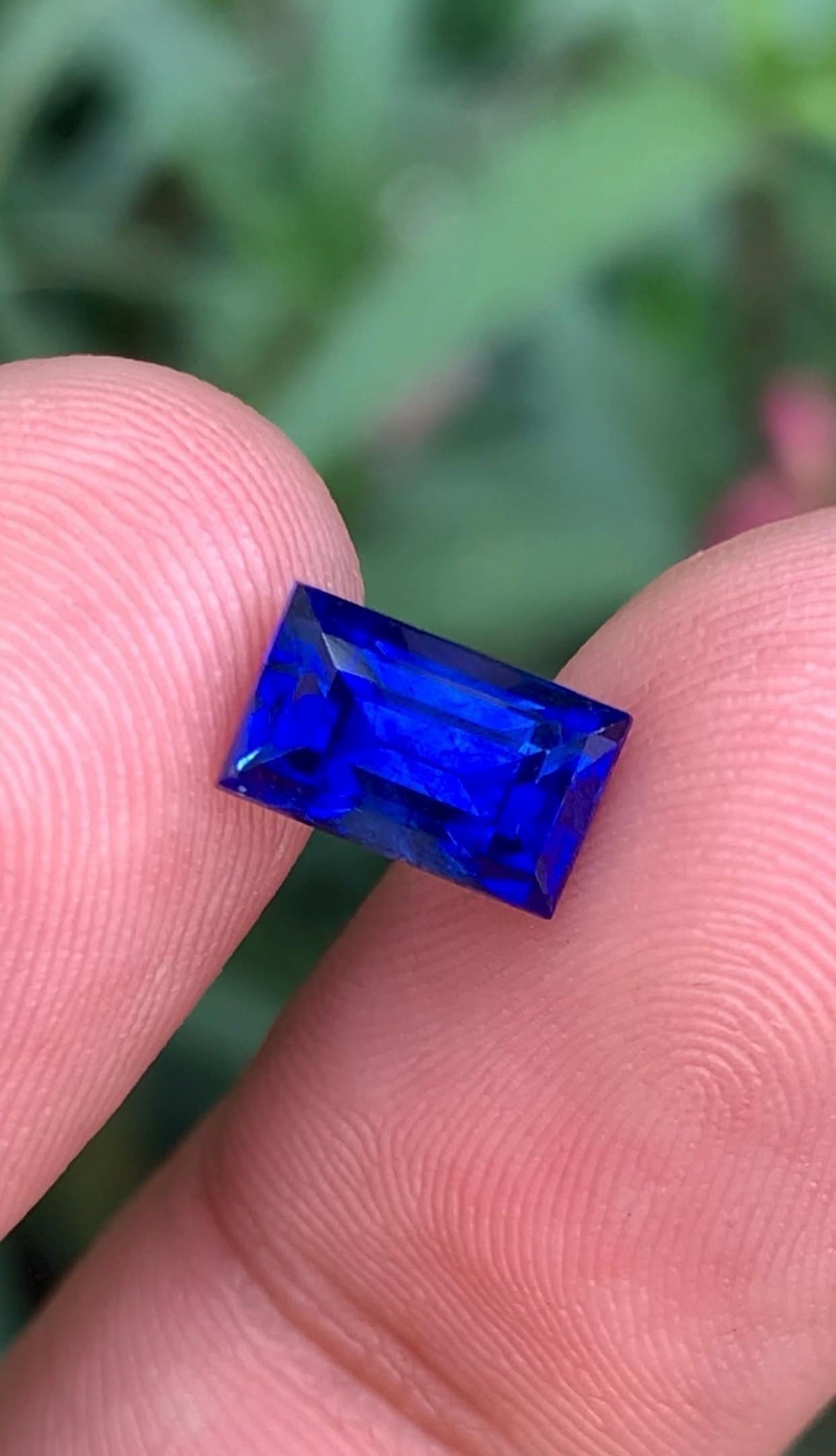 2.24 Carat Heated Royal Blue Sapphire Gemstone From Srilanka - 10