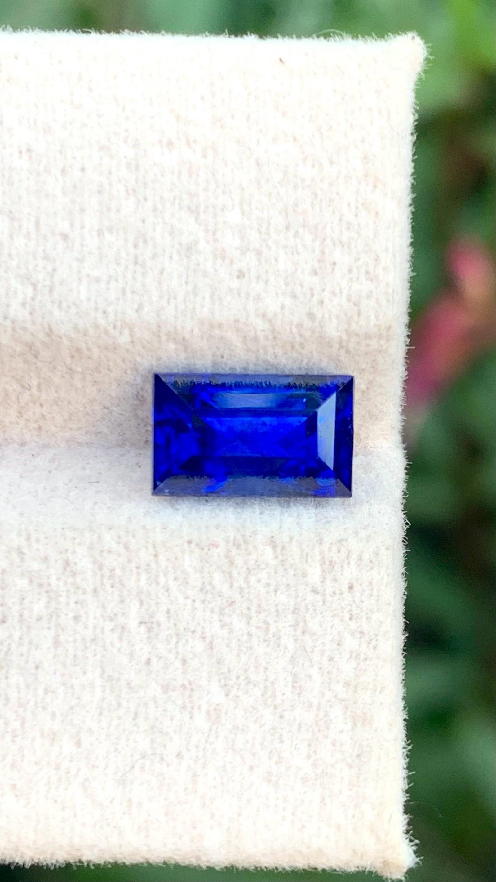2.24 Carat Heated Royal Blue Sapphire Gemstone From Srilanka - 8