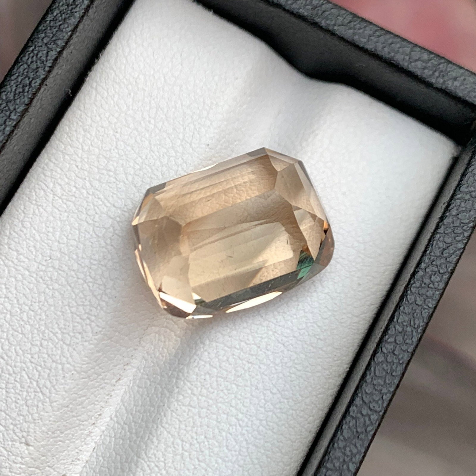 Handmade Golden Topaz Loose Gemstone: Faceted Cushion Cut, 24.40 Carat - 6