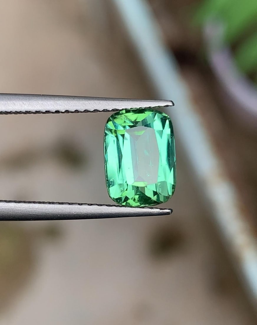 Afghan Bluish Green Tourmaline Gemstone Gemstone For Jewelry - 2.790 Carat - 2