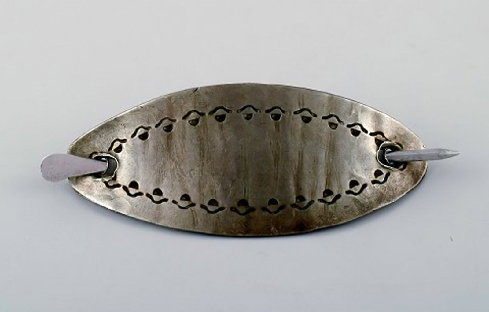 Jorgen Jensen, a.o. Denmark. 4 brooches in pewter. Hand made danish design, 60 / 70 s. - 3