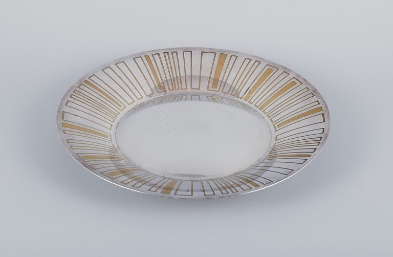 WMF, Germany. Large "Ikora" Art Deco bowl with three feet, silver-plated with brass inlay. - 2